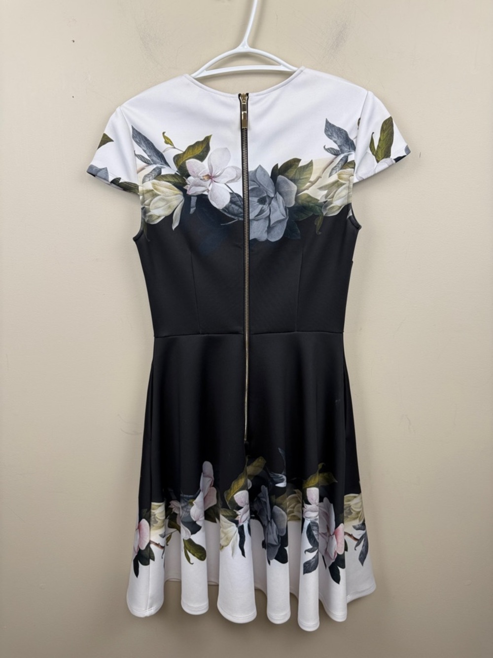 Ted baker Floral Fit & Flare Dress - Black and White xs - Picture 10 of 12